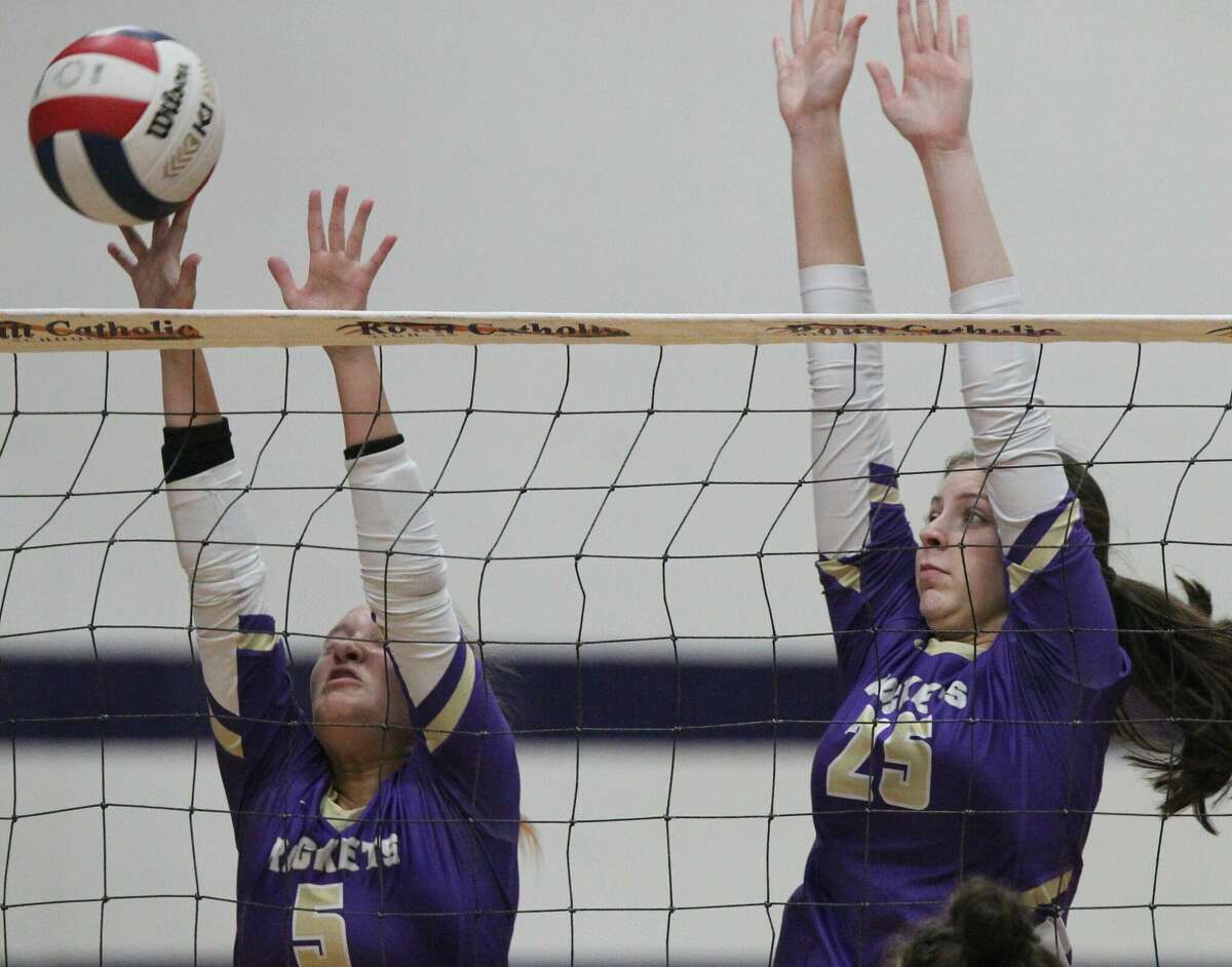 Routt volleyball stuns Carrollton