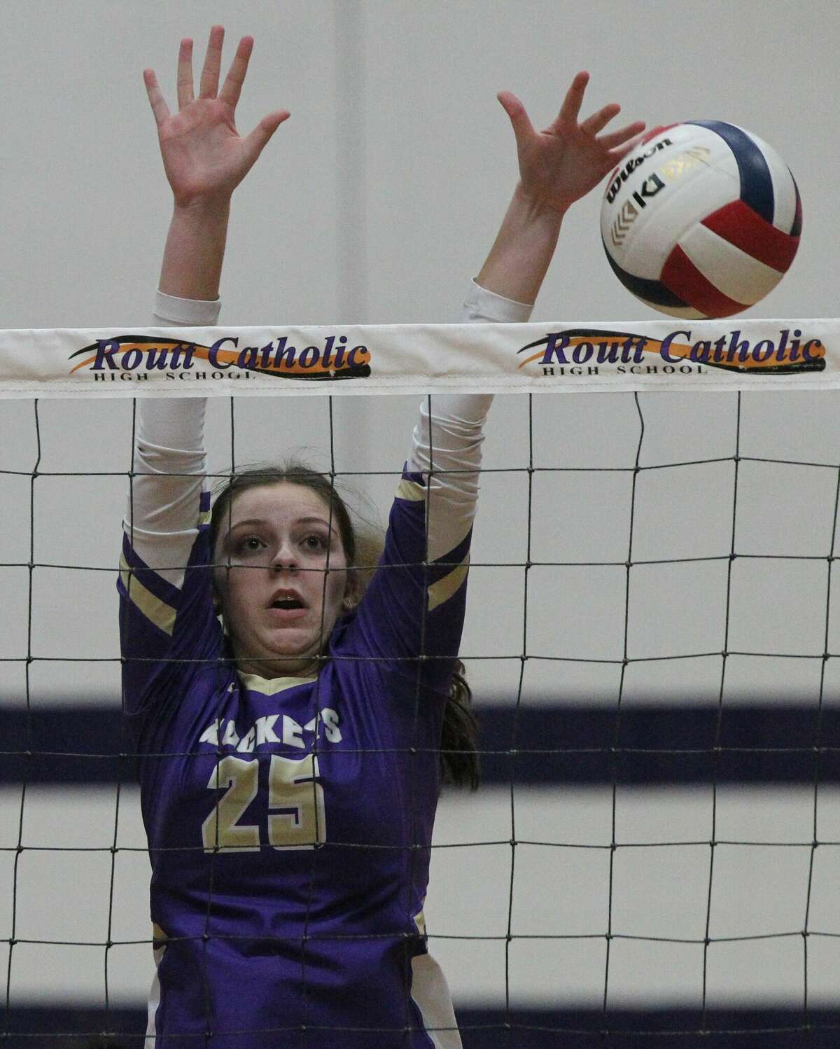 Routt volleyball stuns Carrollton
