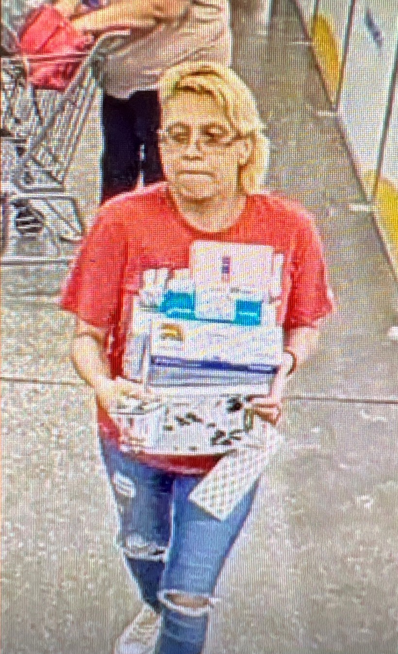 Crime Stoppers Midland Police Department Searching For Woman Who Assaulted Walmart Employee 5690