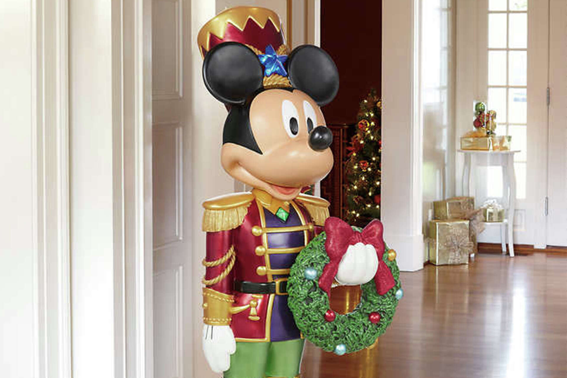 Disney Collectable 2022 Mickey buy nutcracker