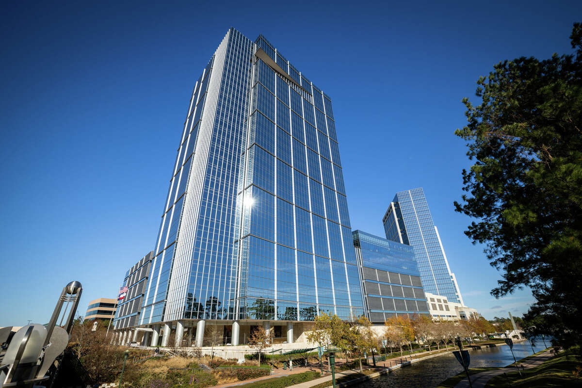 Obagi Cosmeceuticals leased 16,470 square feet at 9950 Woodloch Forest Tower for its headquarters in The Woodlands.