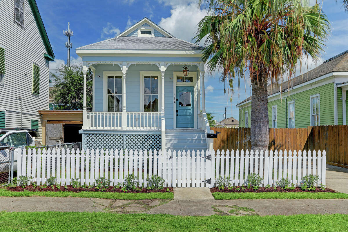 The Galveston home was built in 1890 and is a current find on the Gulf Coast housing market. 