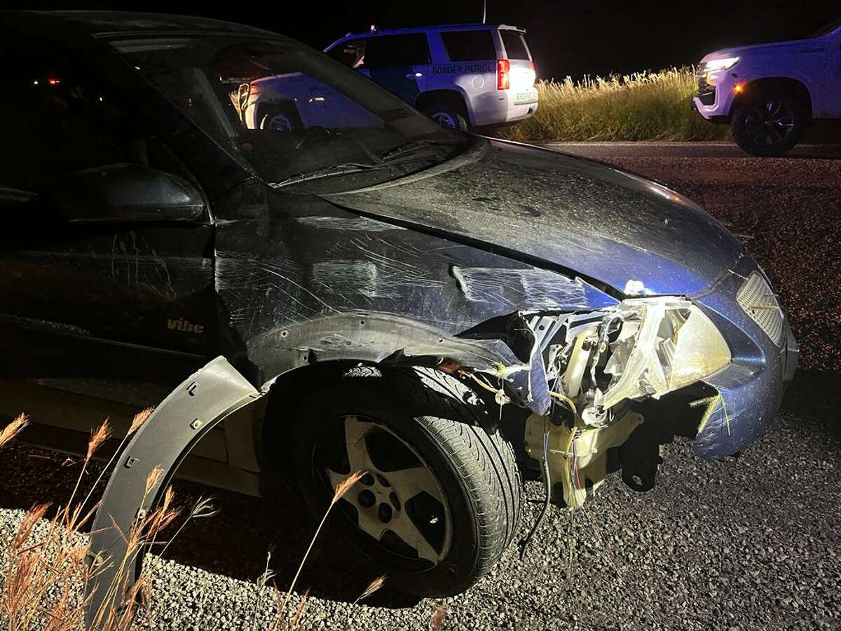 CBP stated that a smuggler was driving north in the southbound lane on an unspecified part of I-35 north of Laredo and could not get to the correct lane due to the wire guardrails between the roads on Wednesday, Sept. 28, 2022.