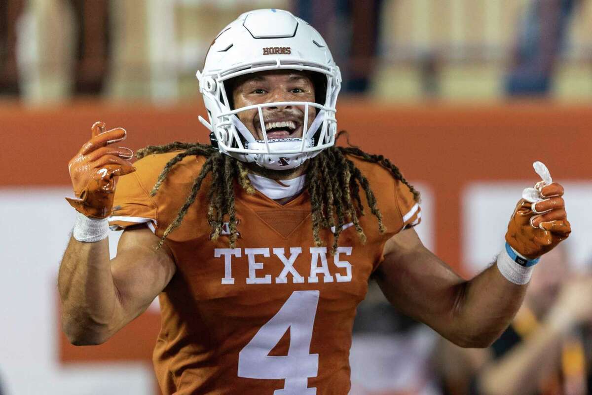 Story photo for Texas receiver Jordan Whittington weighs NFL option