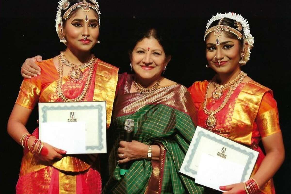 Story photo for Bellaire community remembers mother, 2 daughters killed in Waller crash.