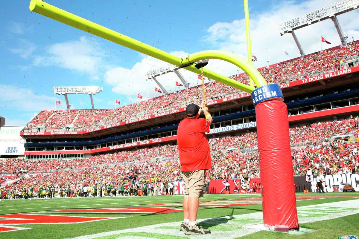 Minneapolis to host Chiefs-Buccaneers if game is moved due to