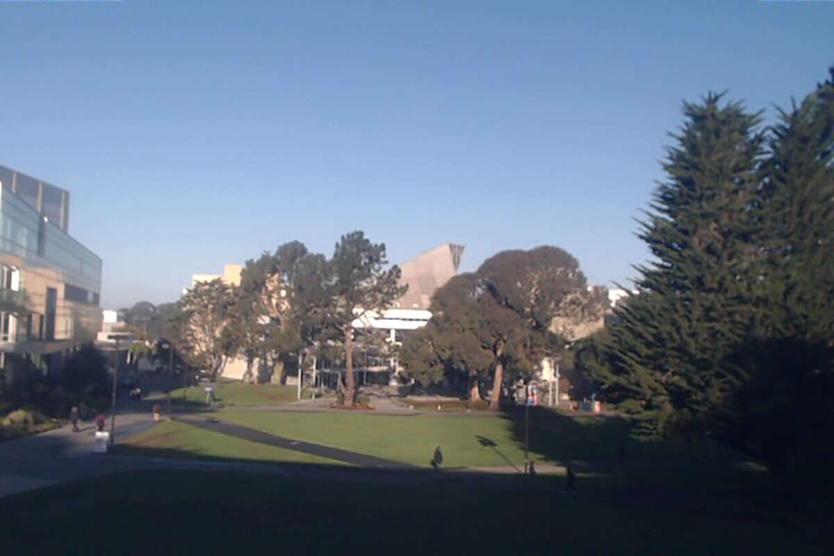 A view at the SF State quad via Fogcam.