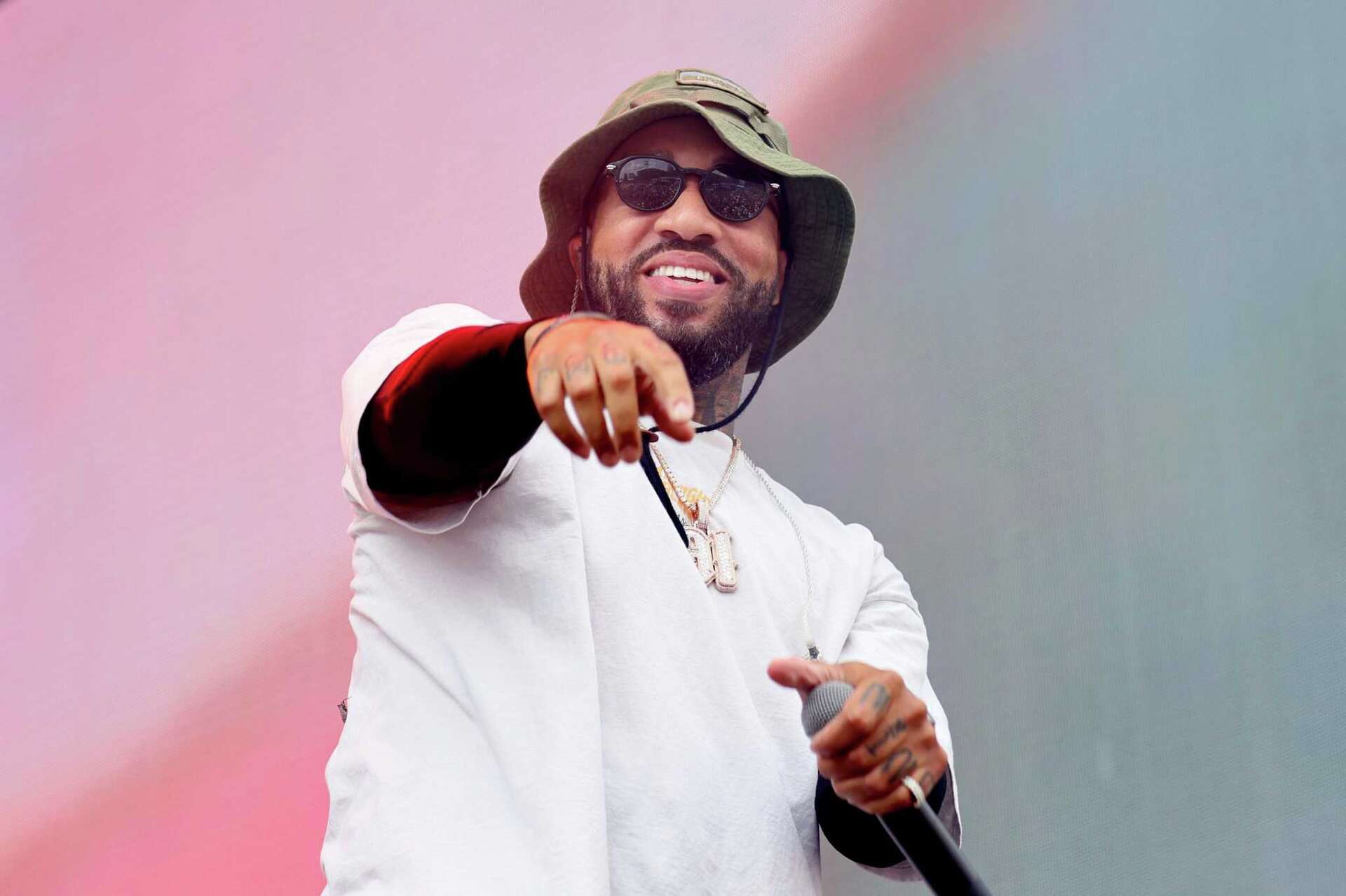 June Raper How a whale watching company’s phone number wound up on an S.F. rapper ...