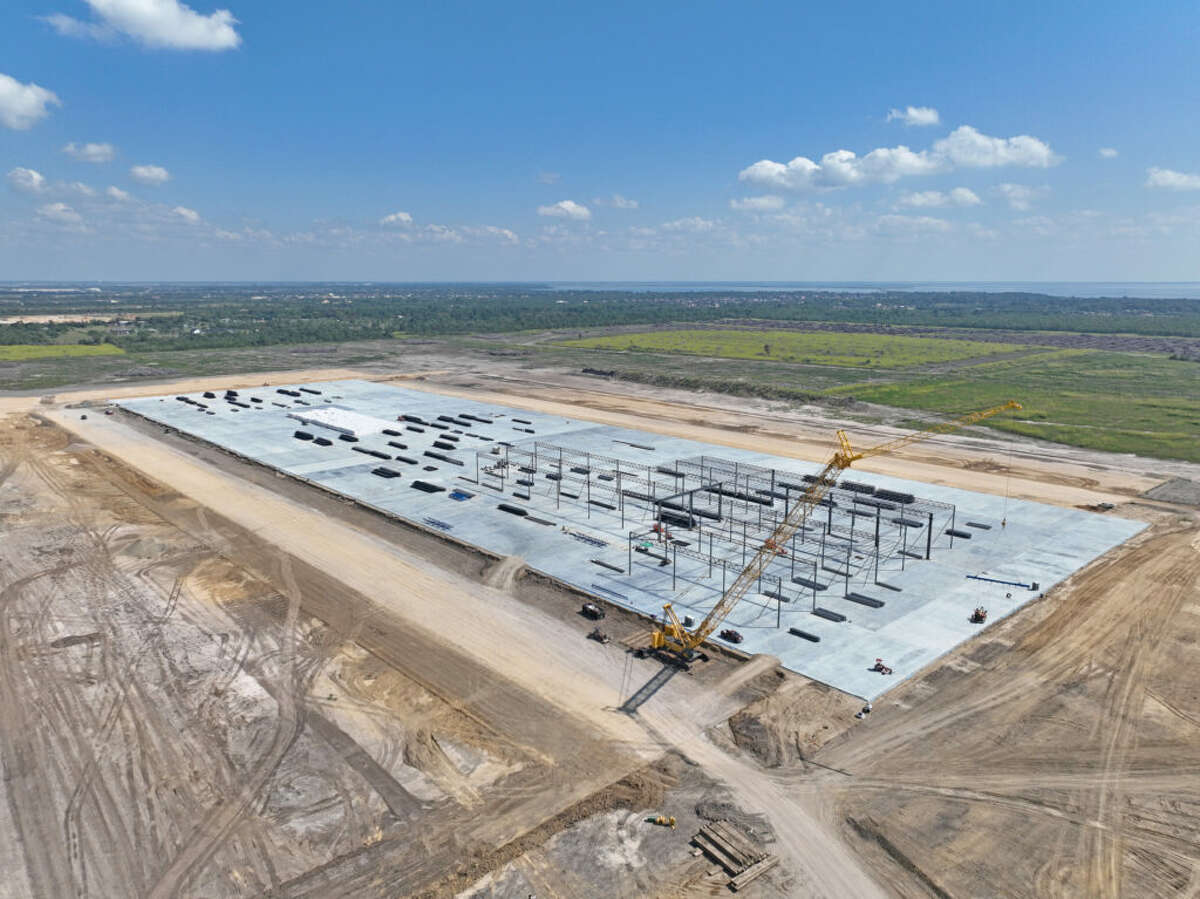 Steel is going up at TGS Cedar Port DC 4, a 1.2 million-square-foot distribution building at 7505 Fisher Road in Baytown. Partners is providing leasing services on behalf of developer TGS Cedar Port Partners.