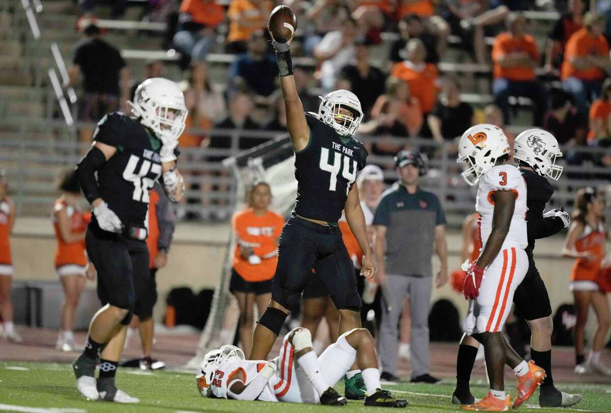 Patrick Overmyer, Kingwood Park Panthers top La Porte Bulldogs