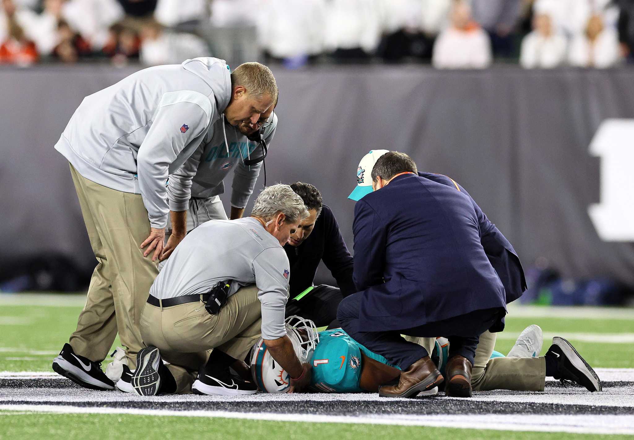 Dolphins QB Tua Tagovailoa Stretchered Off With Head Injury ...