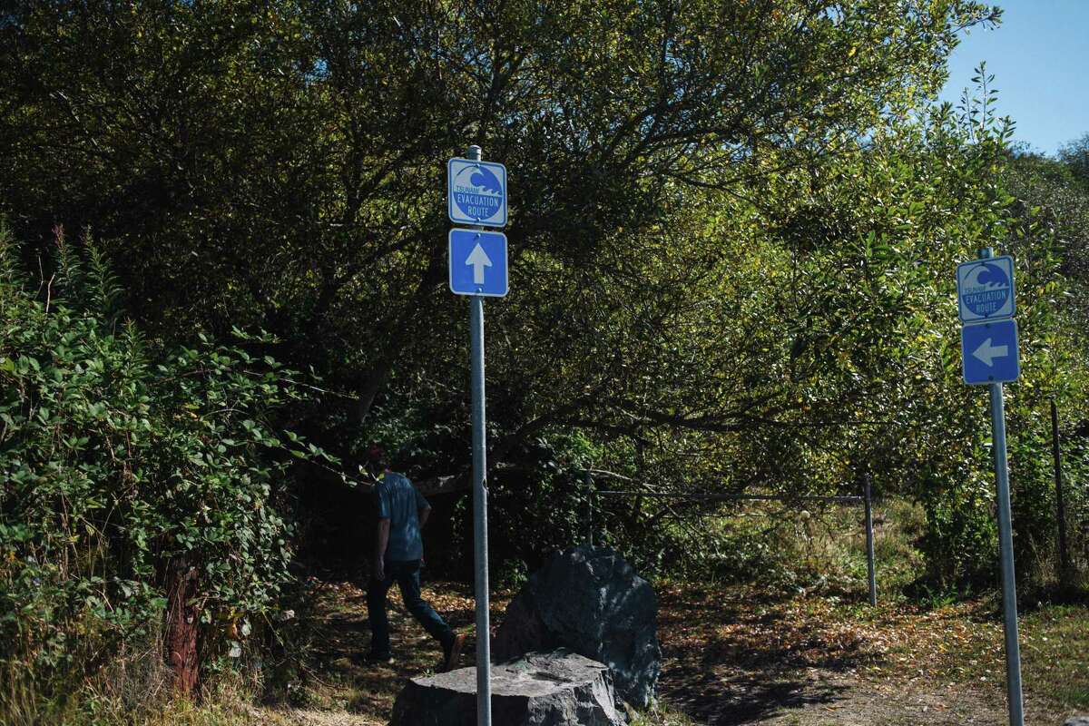 Entrance to the tsunami evacuation path in King Salmon, Calif. on Sep 19, 2022. The sea level is expected to rise 3 feet by 2060 in Humboldt Bay, the fastest rate on the West Coast. Worsened by tectonic activity, sea level rise threatens residences, stored waste from a decommissioned nuclear plant, wastewater treatment plants, and part of Highway 101 that connects Eureka and Arcata.