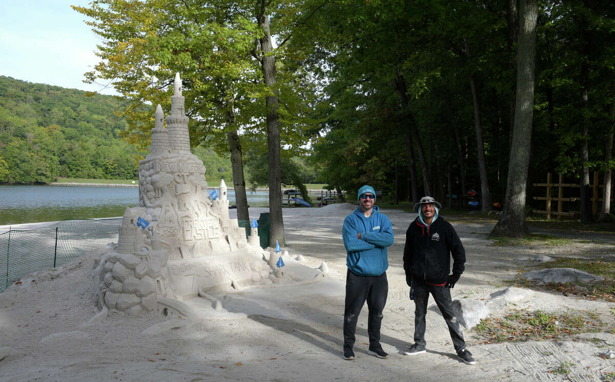 'Shark Tank' sand sculptor crafts castle at Candlewood Lake