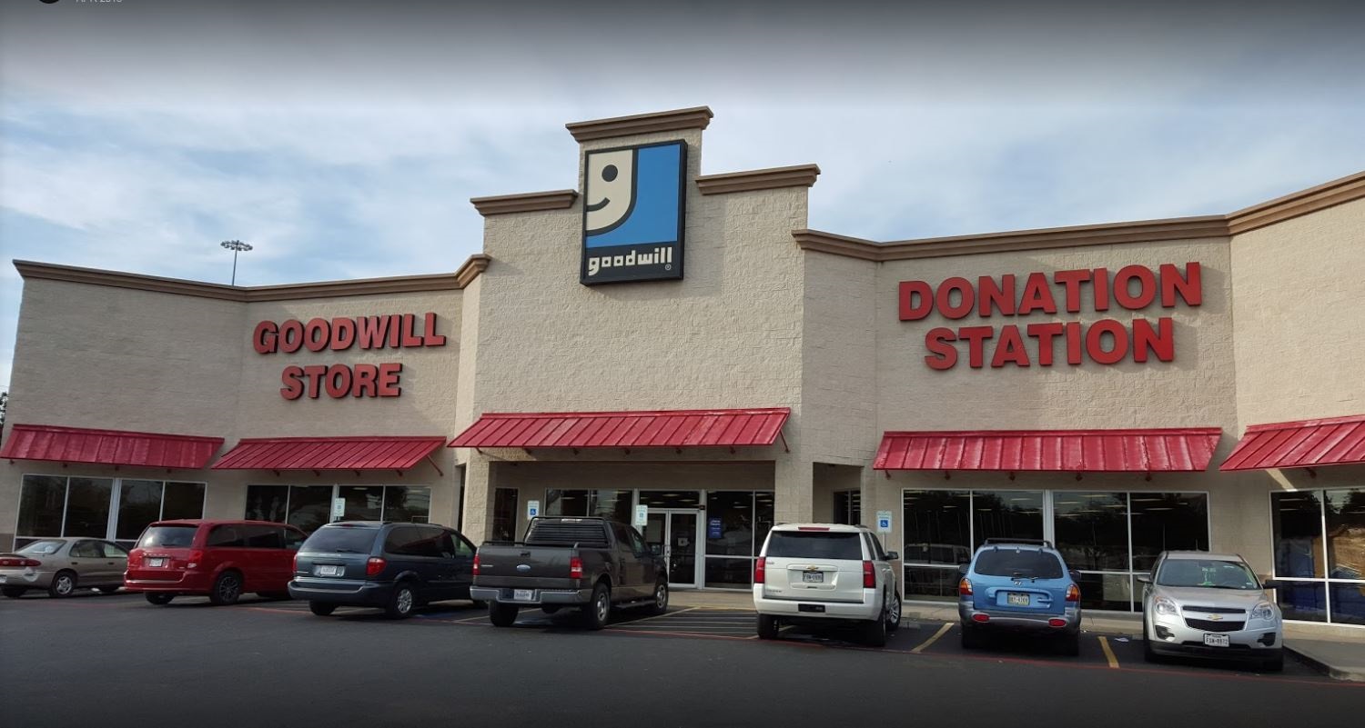Goodwill announces grand opening of new Laredo outlet store