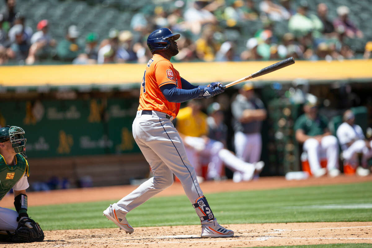 Yordan Alvarez's second home run, 06/22/2022