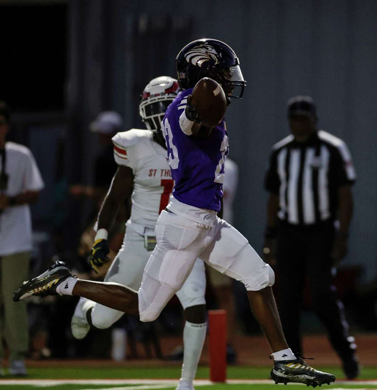 St. Thomas Eagles take down Kinkaid Falcons, remain unbeaten