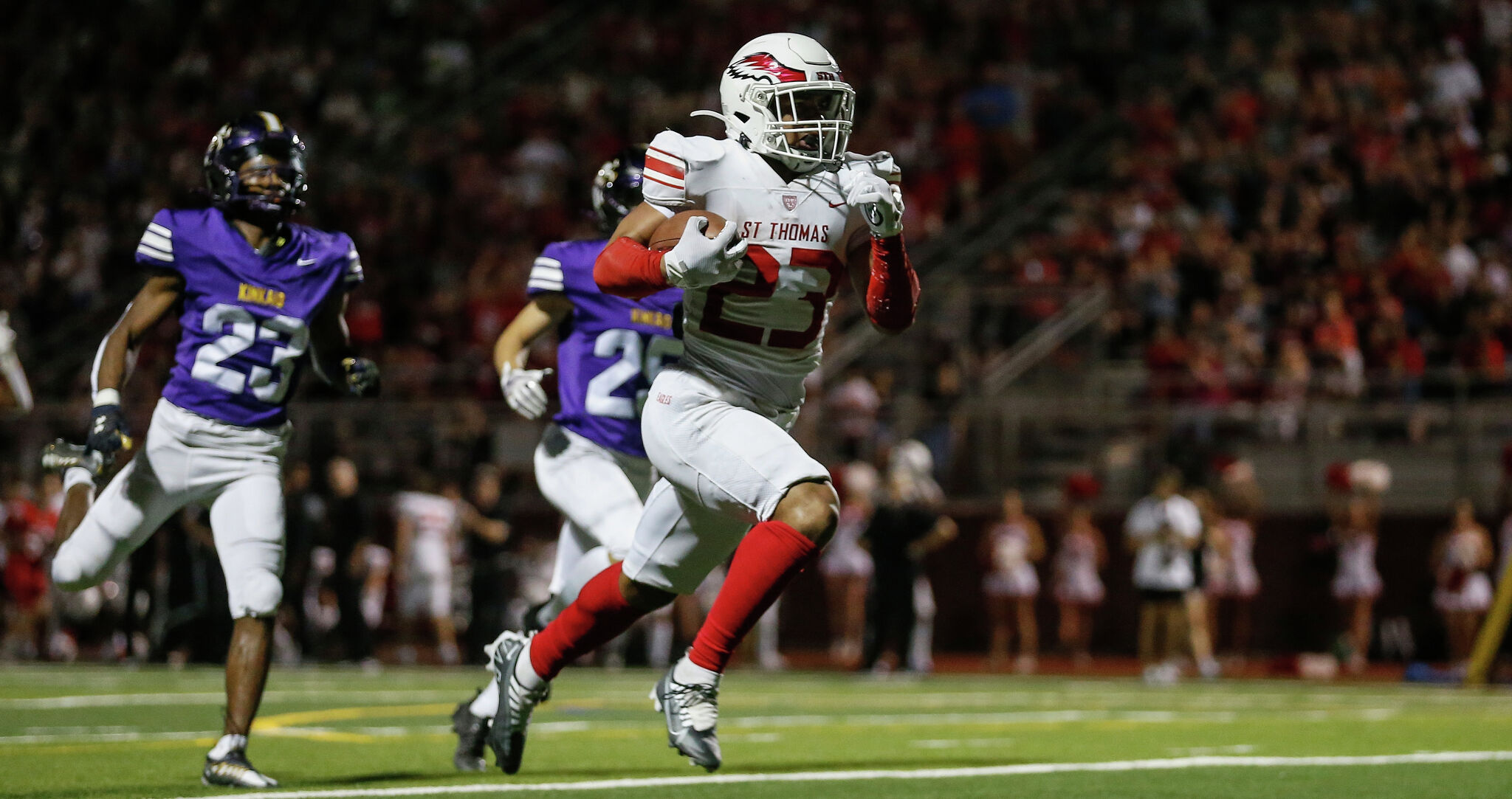 St. Thomas Eagles take down Kinkaid Falcons, remain unbeaten