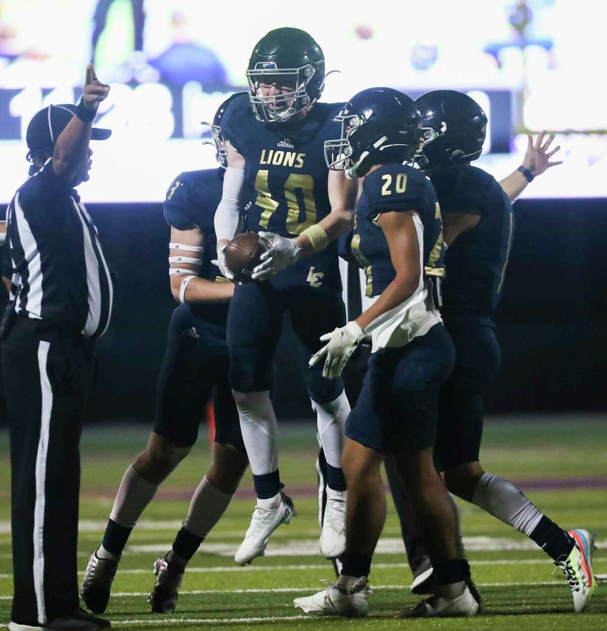 Lake Creek tops rival Montgomery 8055 in wild MoTown Showdown