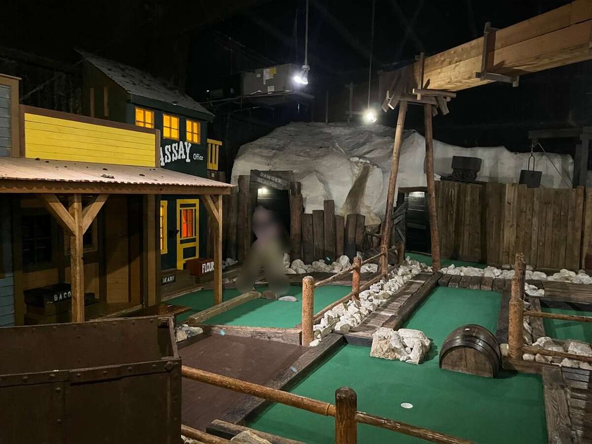Part of the US Golf and Games indoor mini-golf course is featured in Houston.  The recreation center is located in the Southbelt part of town.