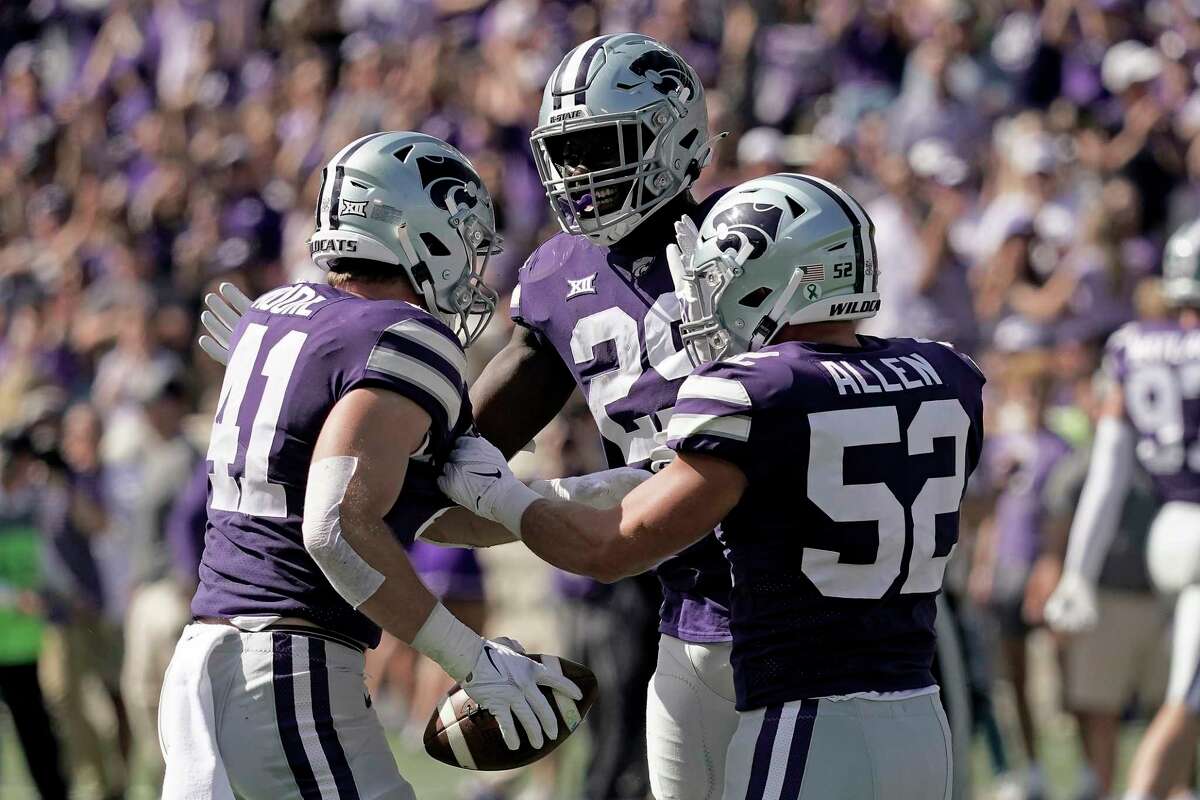 College football: No. 25 Kansas State holds off Texas Tech