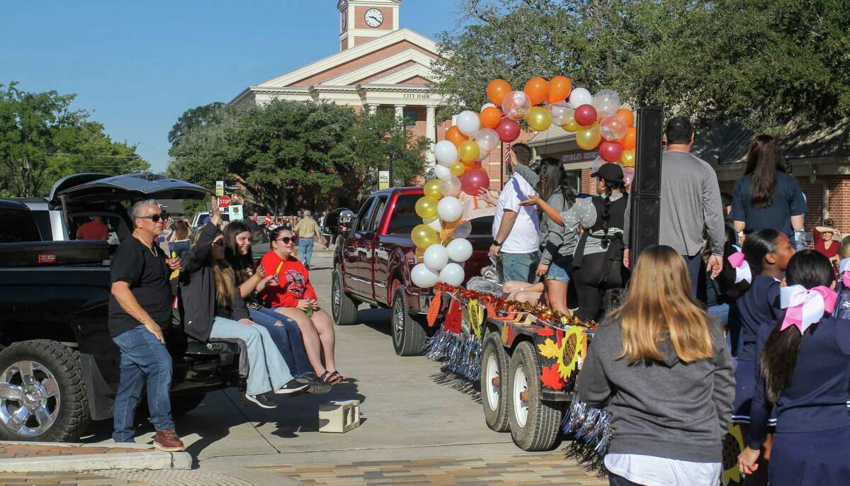 Katy's Rice Harvest Festival parade builds anticipation for next week's