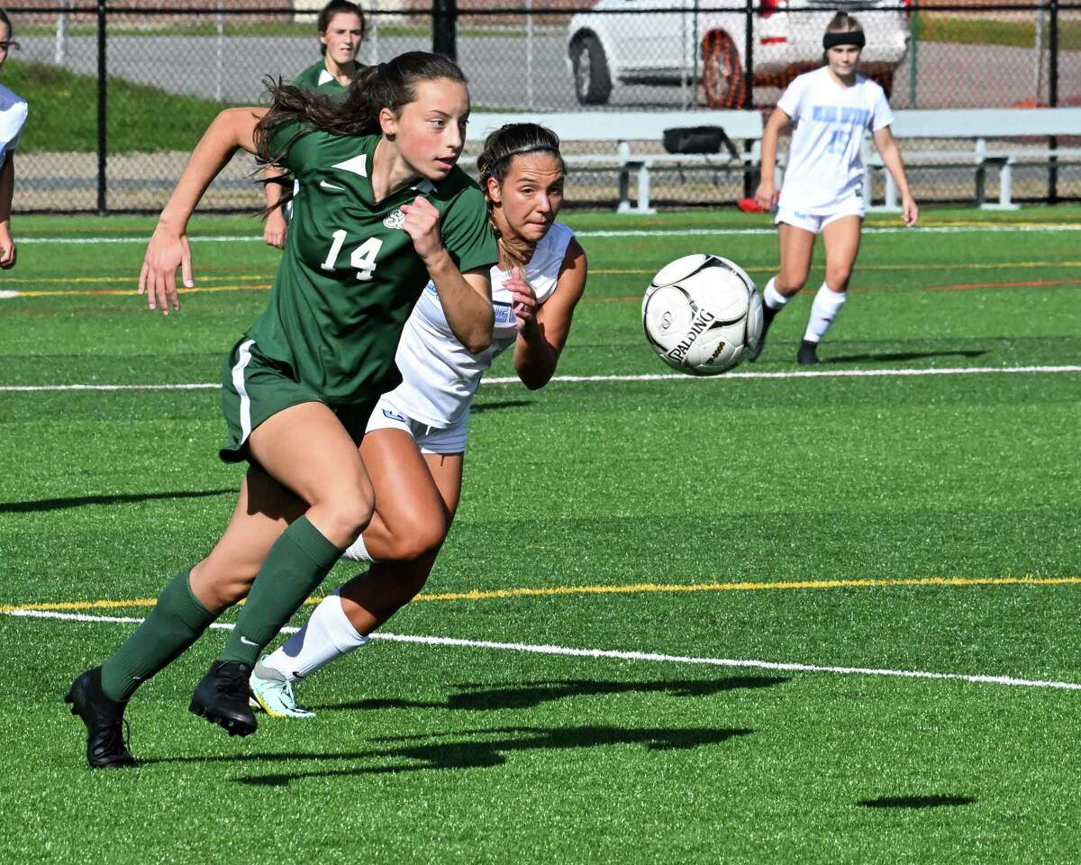 shenendehowa-girls-soccer-rebounds-from-loss-to-defeat-columbia-3-1