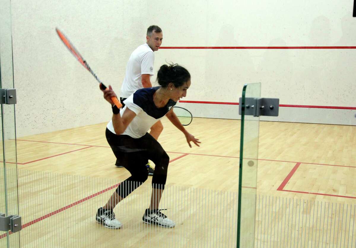 World's top woman squash player trains in CT
