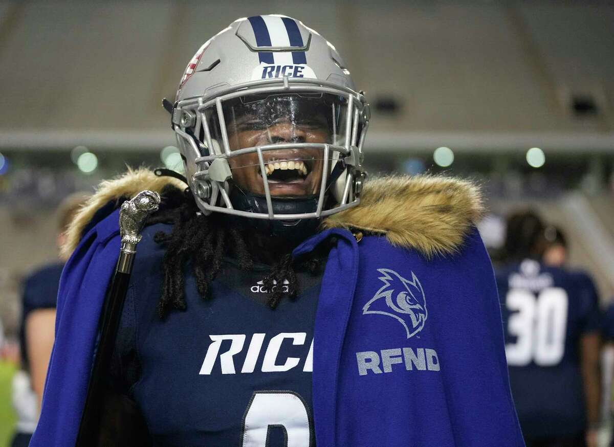 Rice Owls linebacker Treshawn Chamberlain (8) celebrates after receiving a fumble for a touchdown in the third quarter of a football game against the UAB Blazers in Houston, Saturday, Oct. 1, 2022.