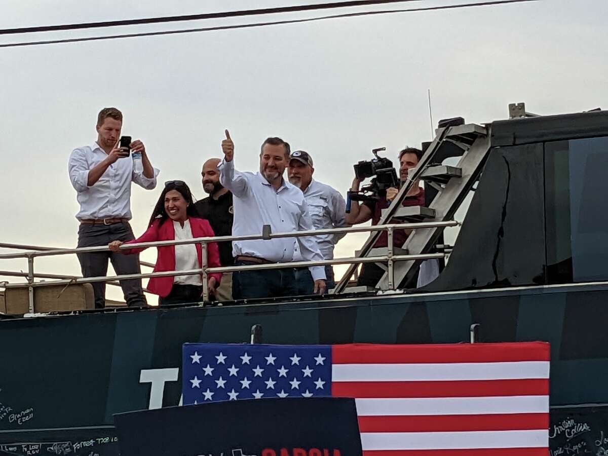During a recent campaign event, Texas Senator Ted Cruz, his father Pastor Rafael Cruz, Texas Rep. Chip Roy and Hector Garza, who is the president of the National Border Patrol Council #2455 all tout Republican Cassy Garcia as the best candidate for Texas' 28th Congressional District. 