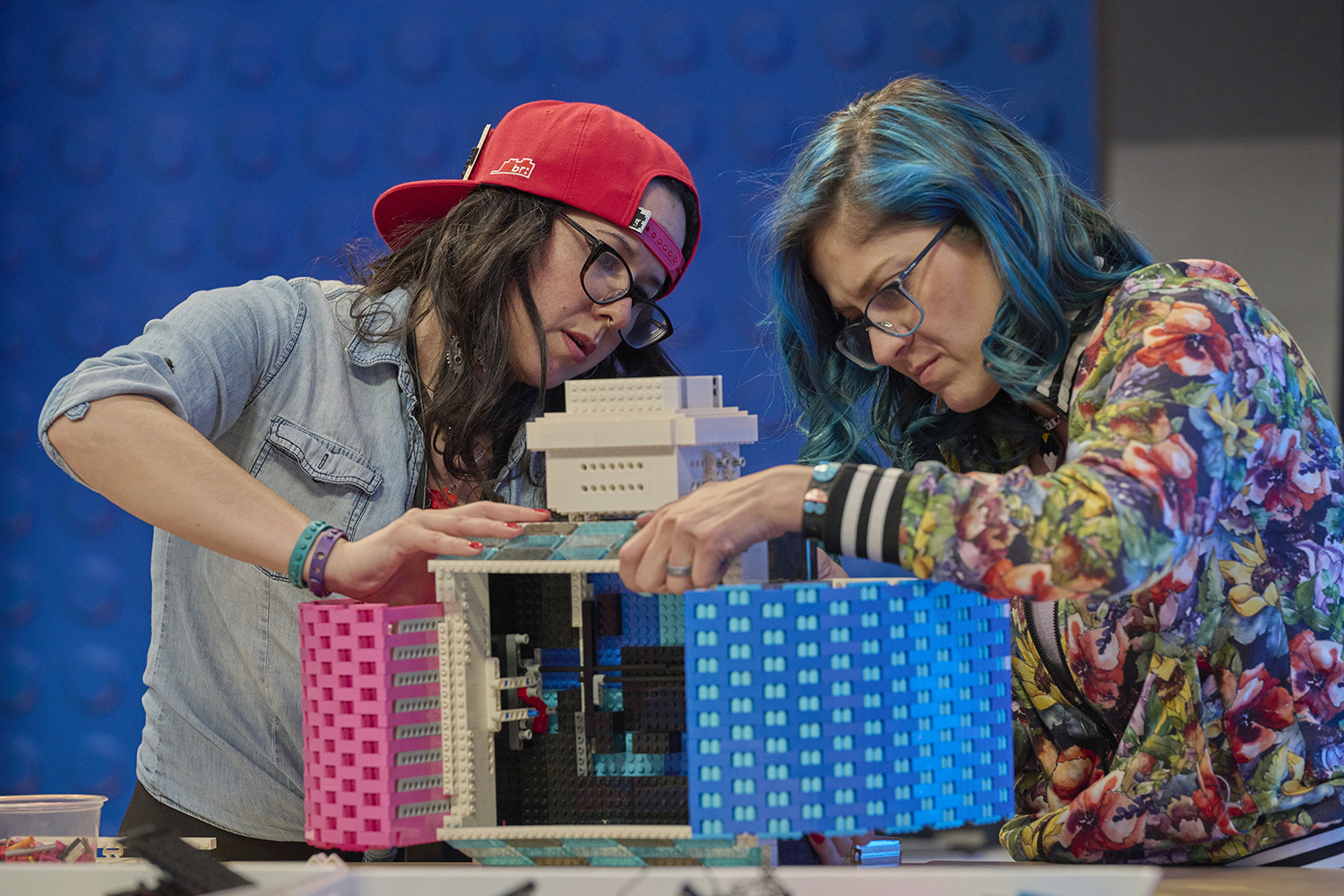 nægte passage Besiddelse New 'LEGO Masters' season features two Latina engineers