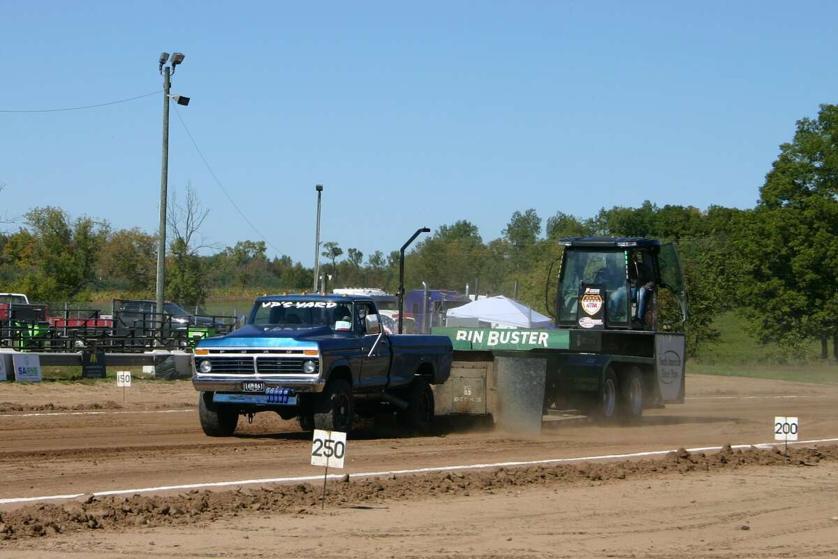 Morley Celebration on the Pond hosts Hometown Pull
