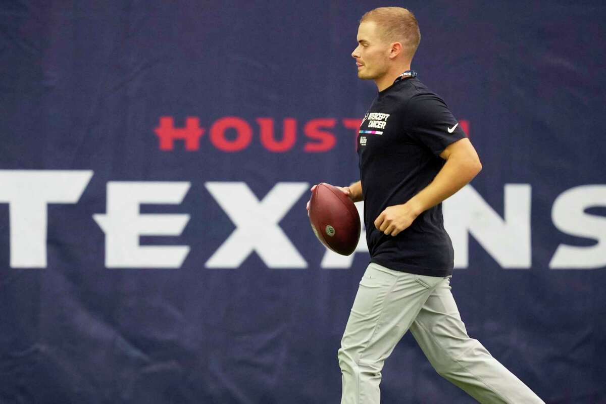 Story photo for The right scuff: How Mike Redman prepares footballs for Texans