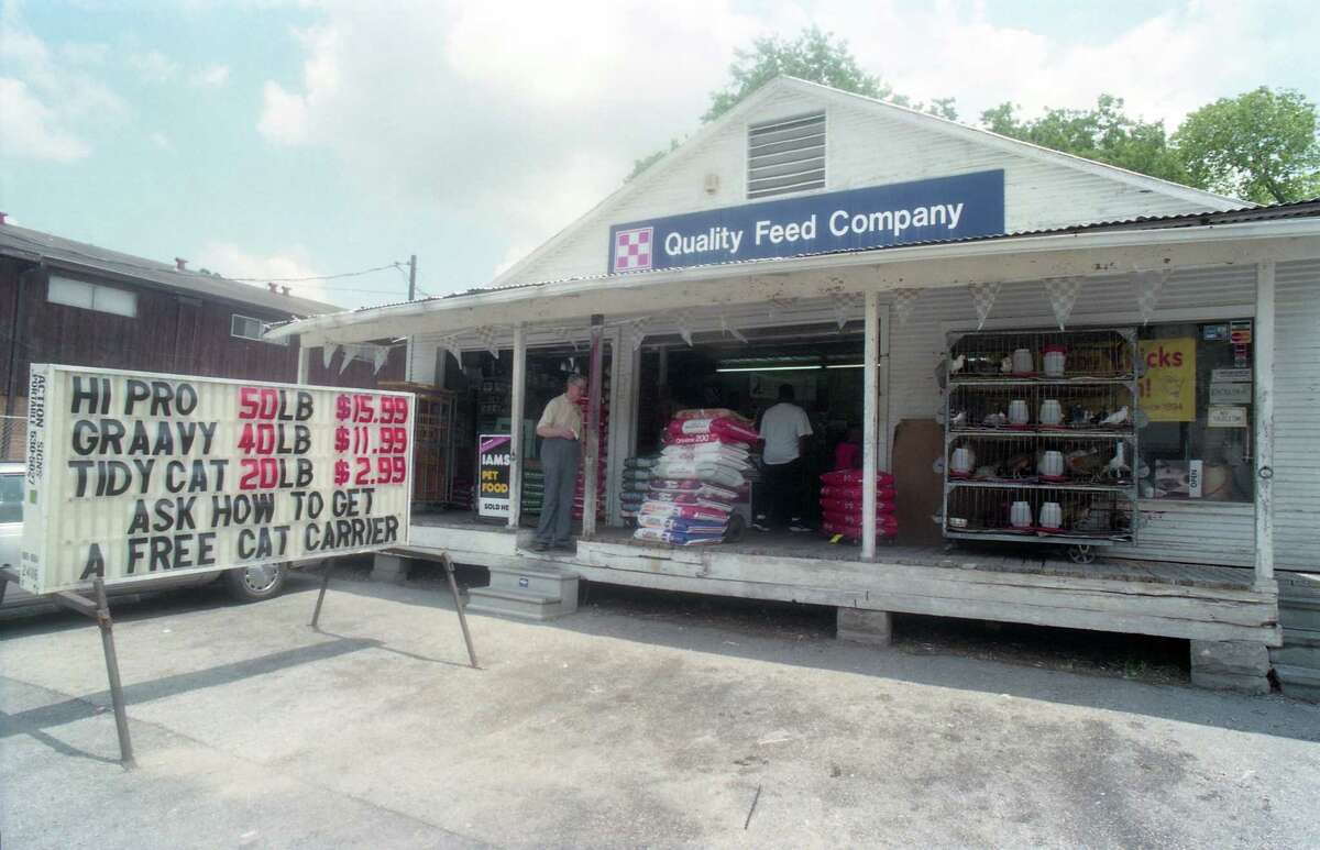 Houston's Quality Feed store in Heights to move location