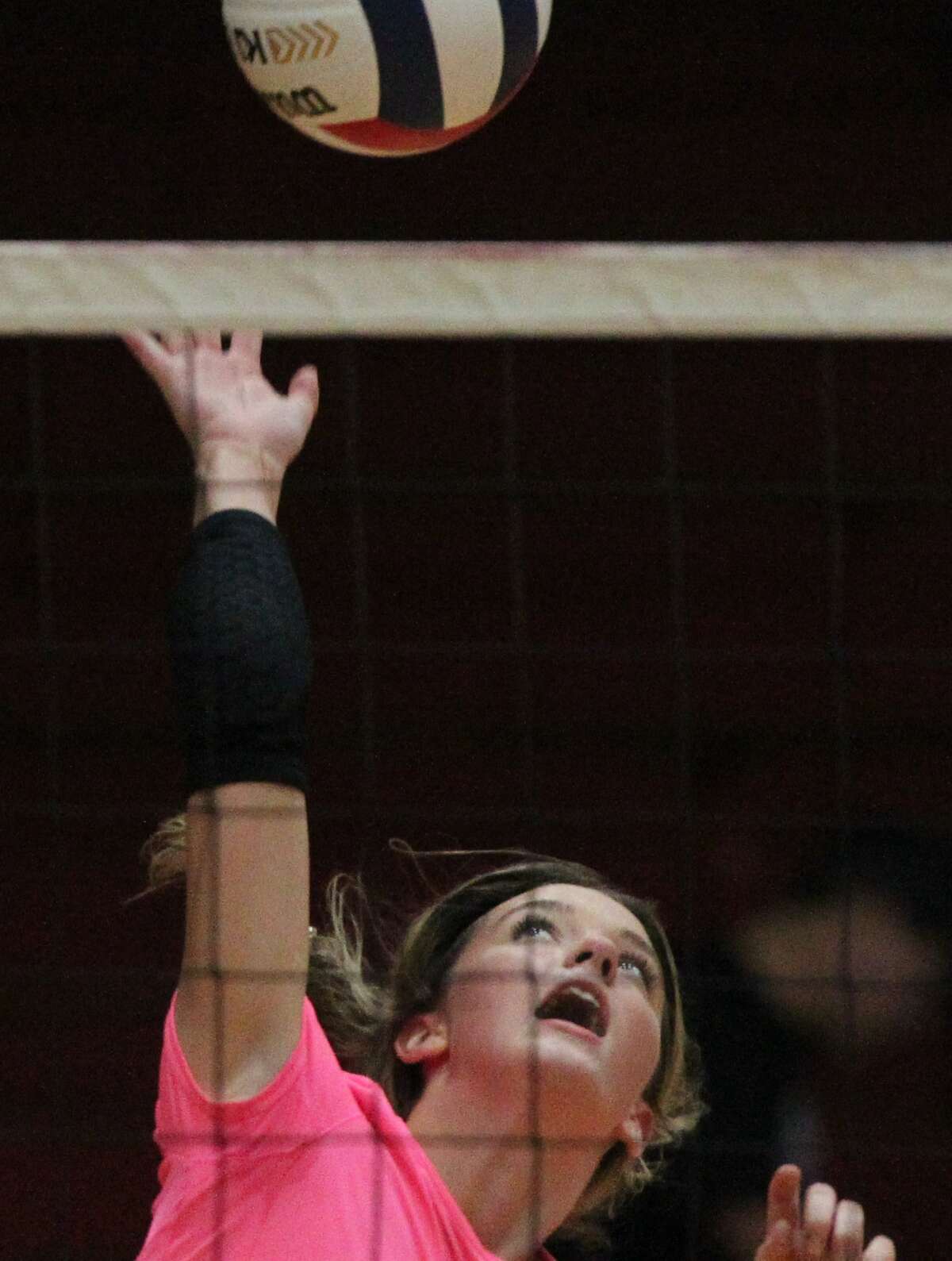 Jacksonville volleyball takes hardfought win over Routt