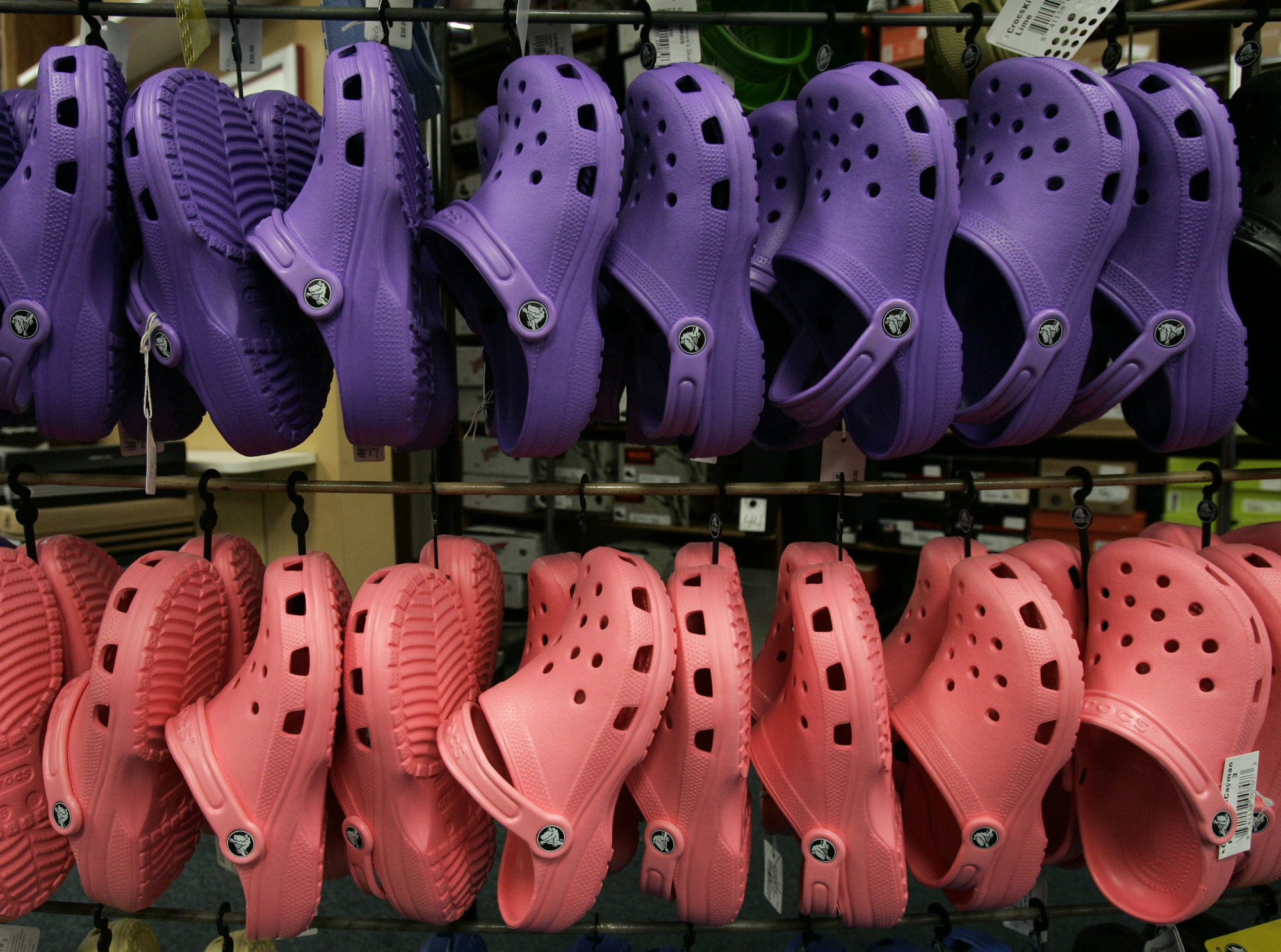 Crocs discount giveaway website