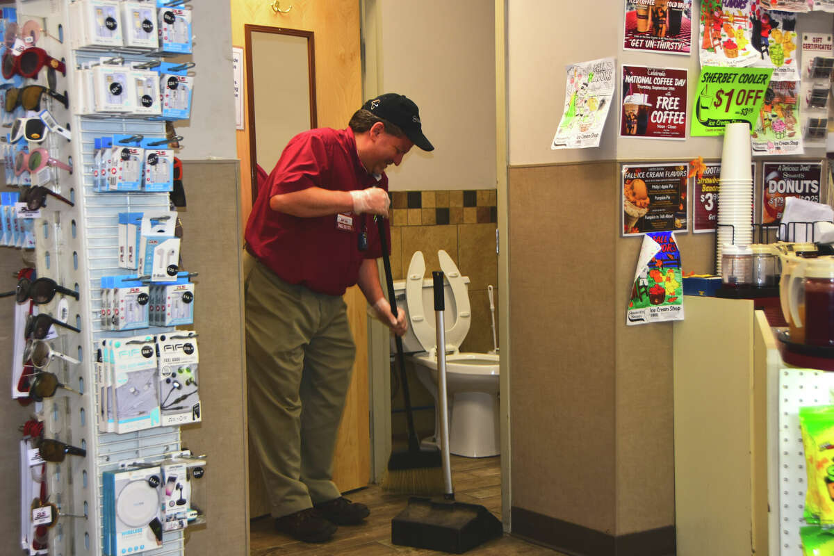 Stewart's Shops' busiest store is on Route 50 in Wilton