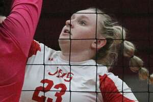 Jacksonville volleyball moves to 5-2 in CS8 with win