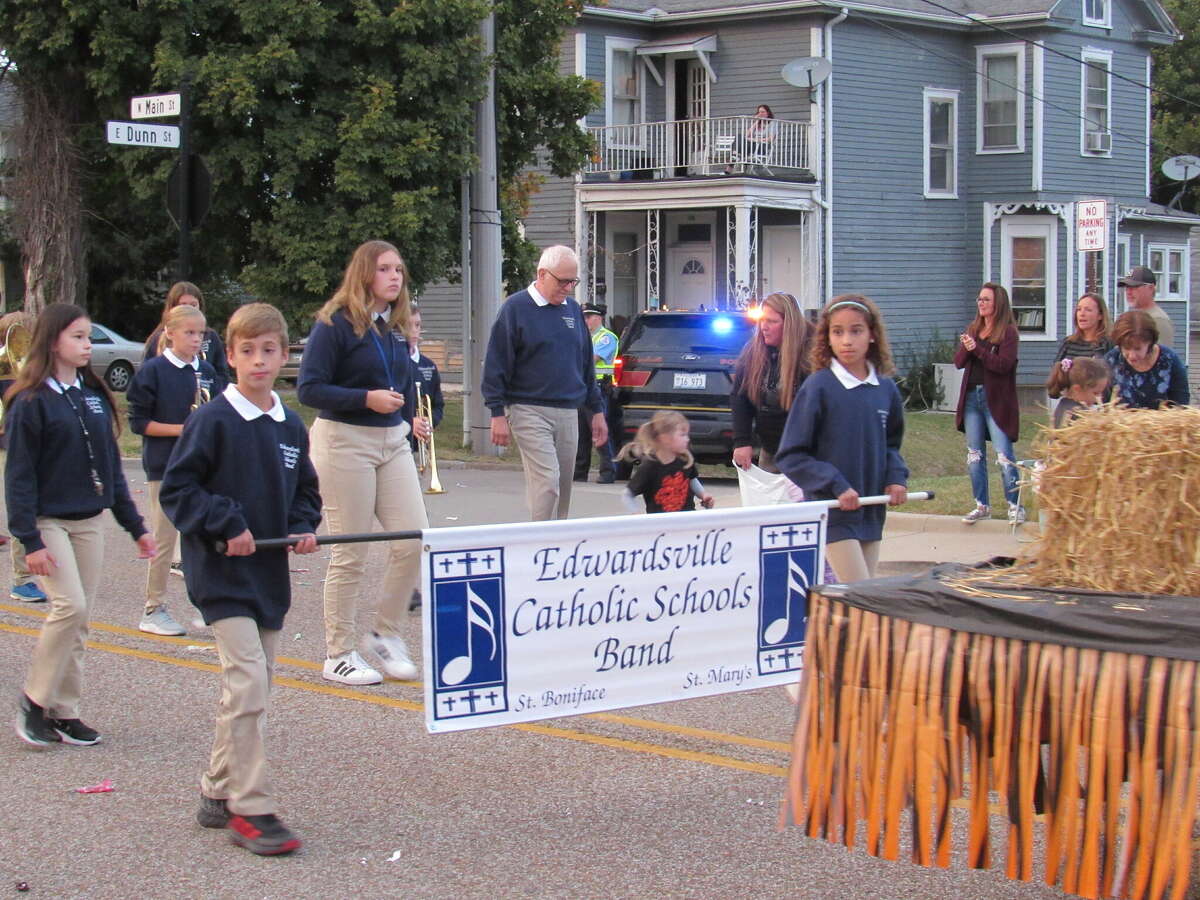 Edwardsville High School holds Parade on Main Street Wednesday