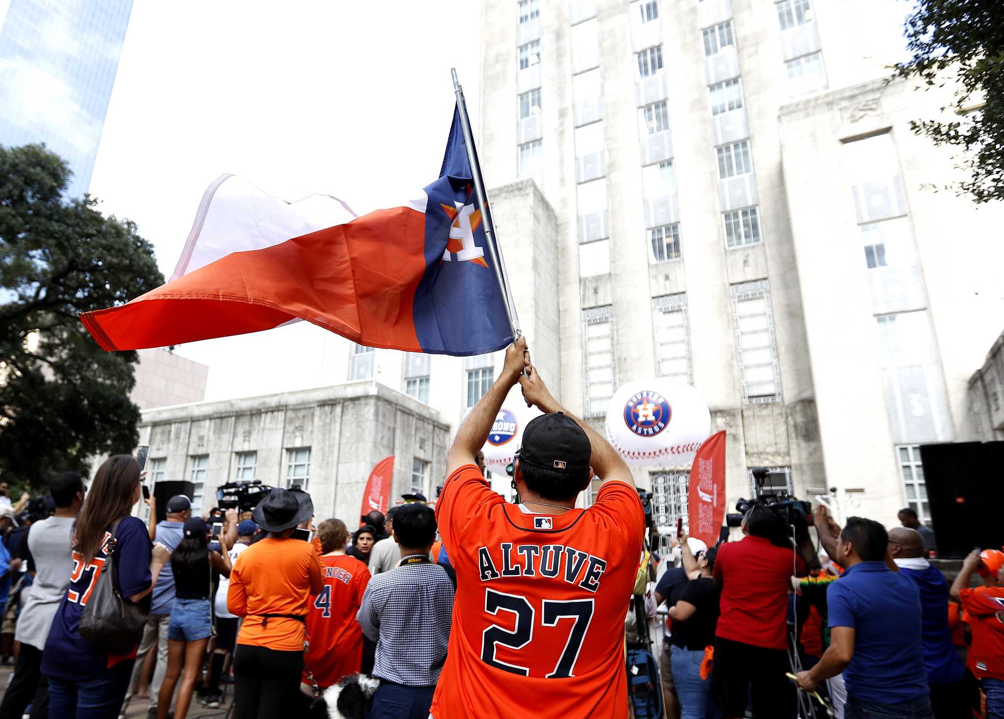 City of Houston hosts big downtown rally for AL West champs Houston Astros  - ABC13 Houston