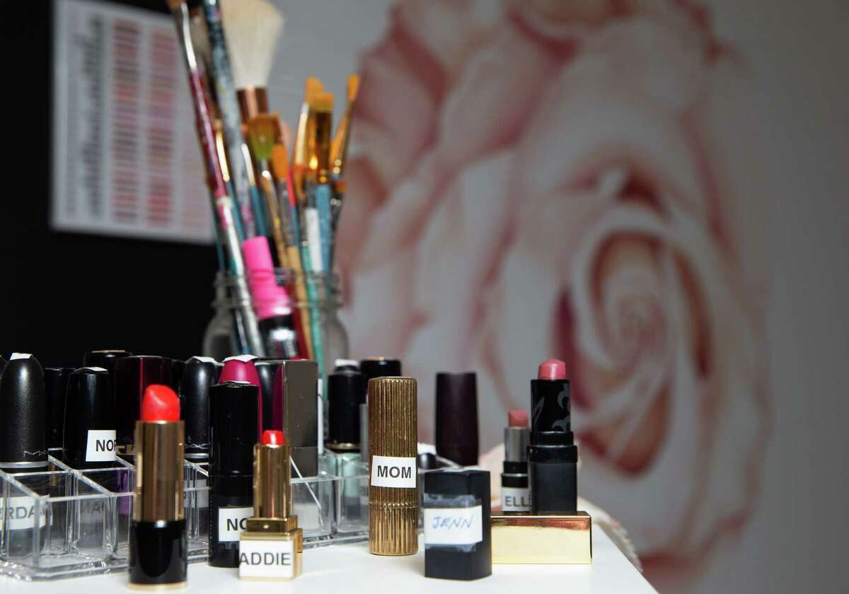 Meet the Houston artist who paints with lipstick