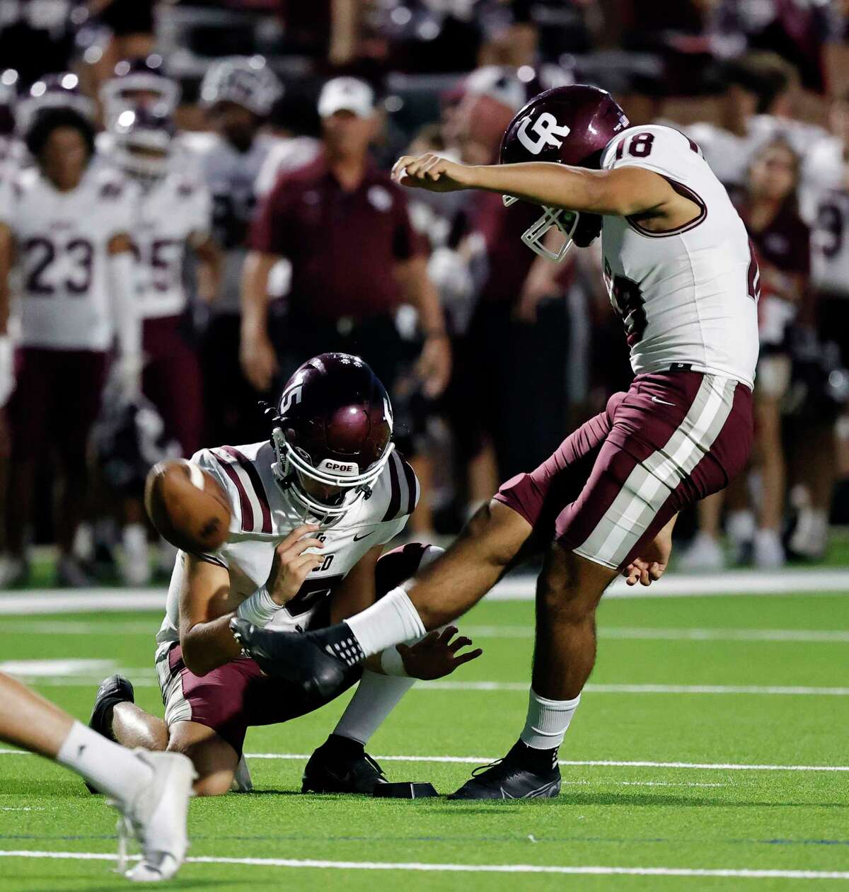 Cinco Ranch Cougars defeat Jordan Warriors