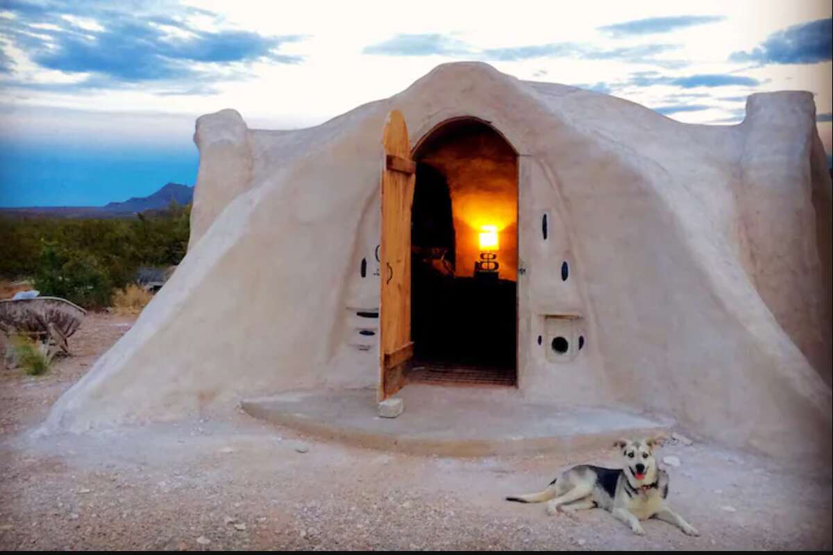 Five Airbnb rentals across the Lone Star State dubbed a perfect romantic getaway.