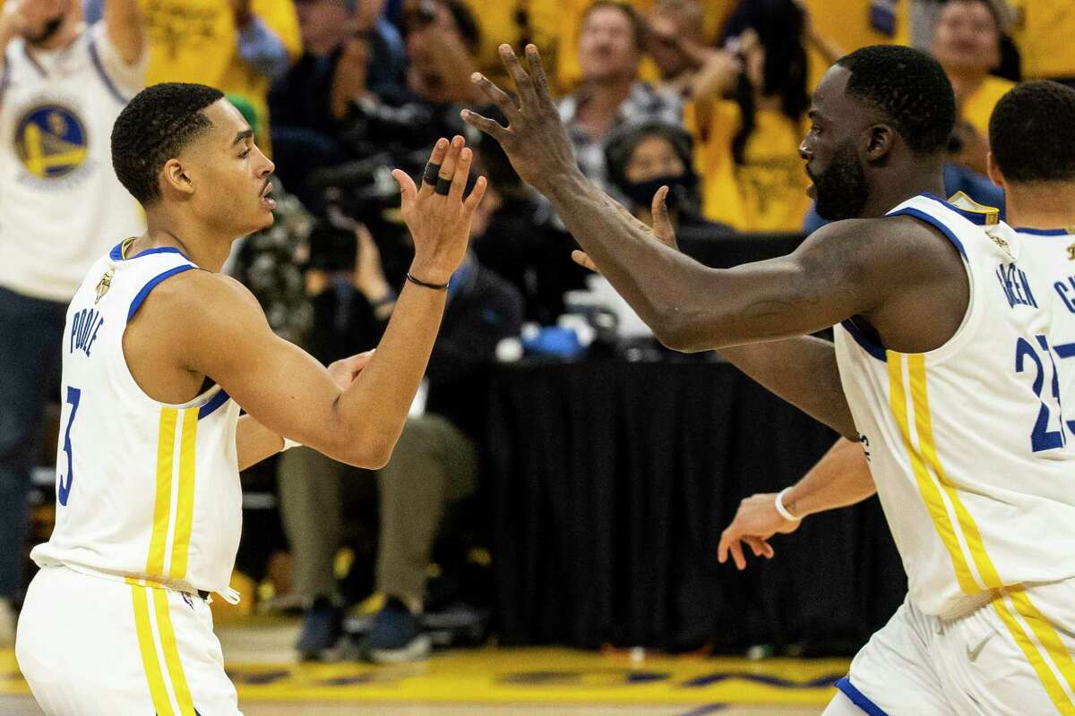 Video shows Draymond Green throwing vicious punch at Jordan Poole