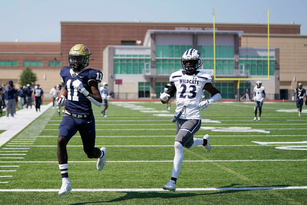 Klein Collins Tigers win shootout over Tomball Memorial Wildcats