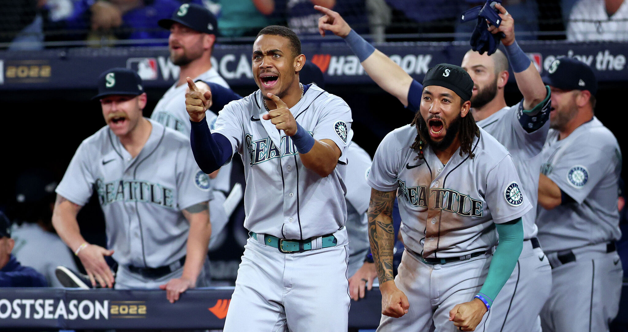 Houston Astros face Seattle Mariners in AL Division Series
