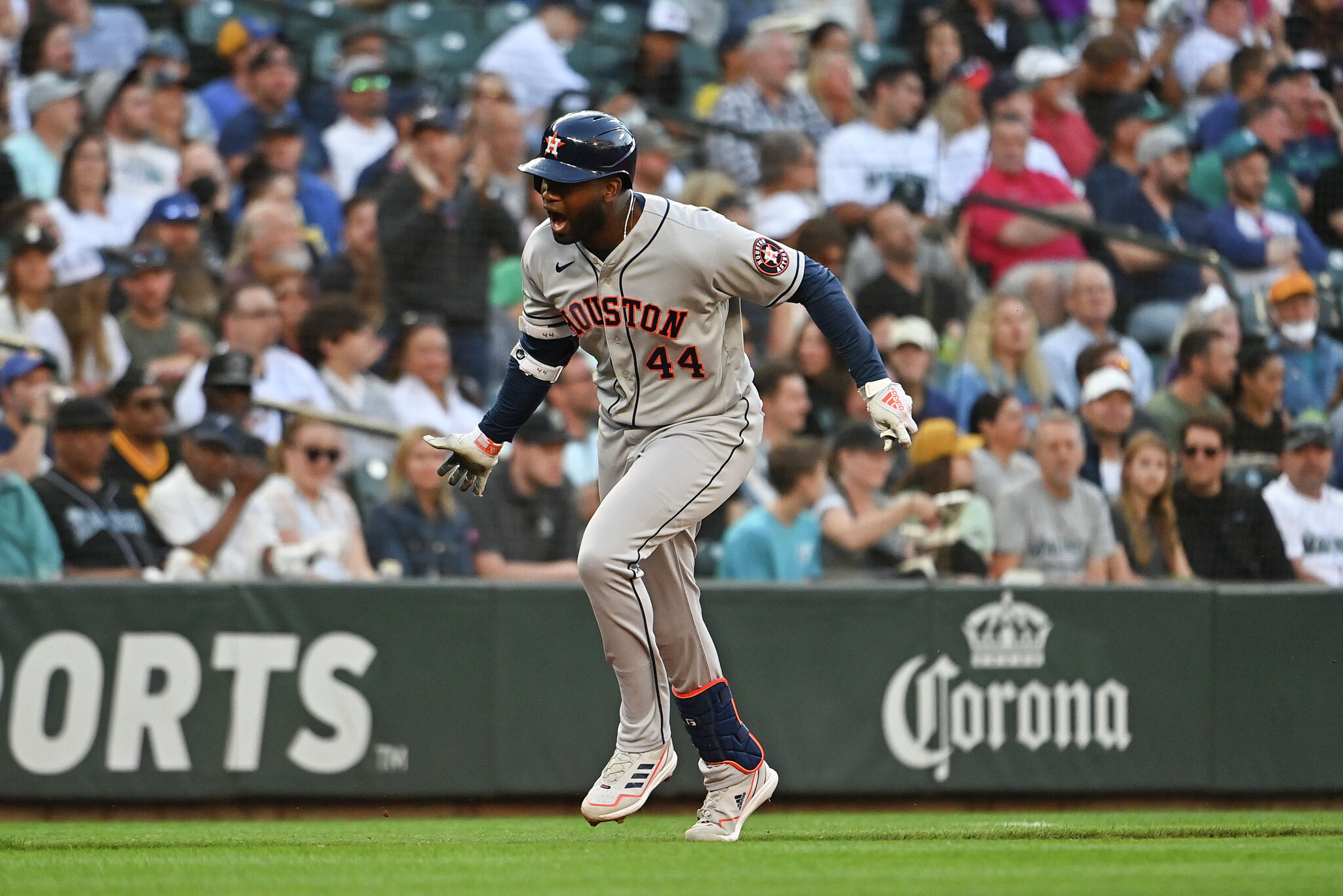 Houston Astros' set to play Seattle Mariners in ALDS