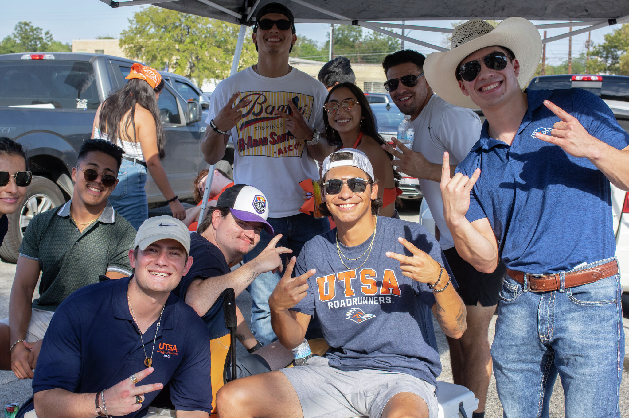 Utsa Fans UTSA fans can park for free in San Antonio-owned lots
