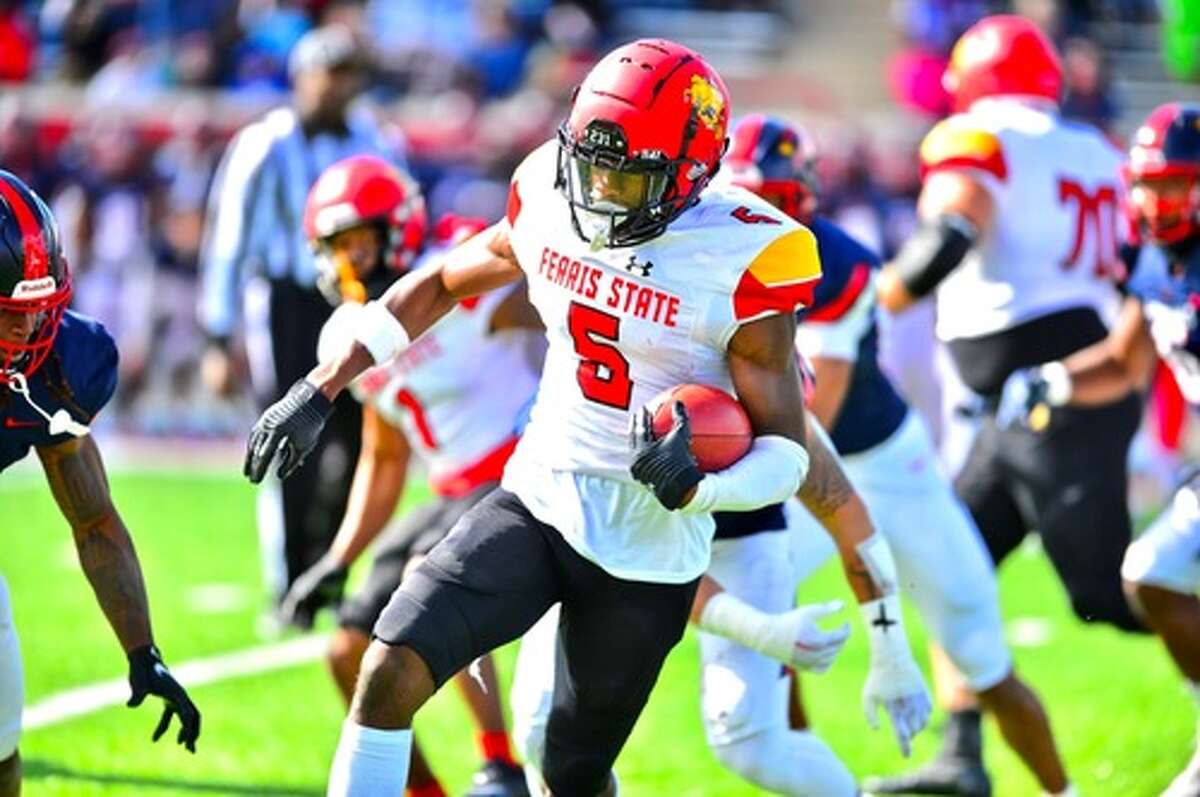 Ferris State Bulldogs overcome Saginaw Valley Cardinals