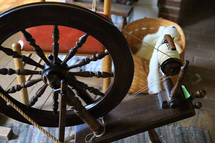 Carlinville woman to demonstrate lost art of spinning yarn | Journal ...