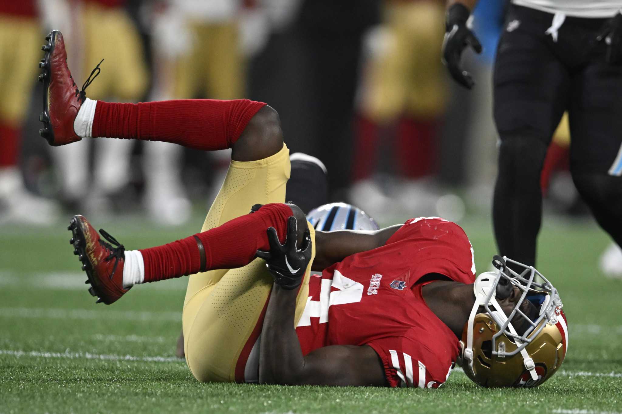 Swamped by injuries, 49ers bullied and beaten by Falcons 28-14